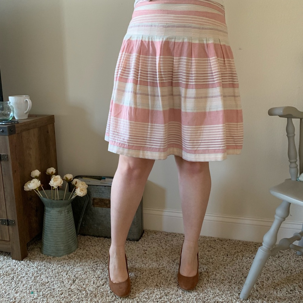 Old Navy 100% cotton striped pleated skirt